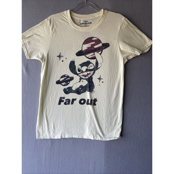 Disney LILO & Stitch Tshirt M Far Out Yellow - Picture 1 of 6